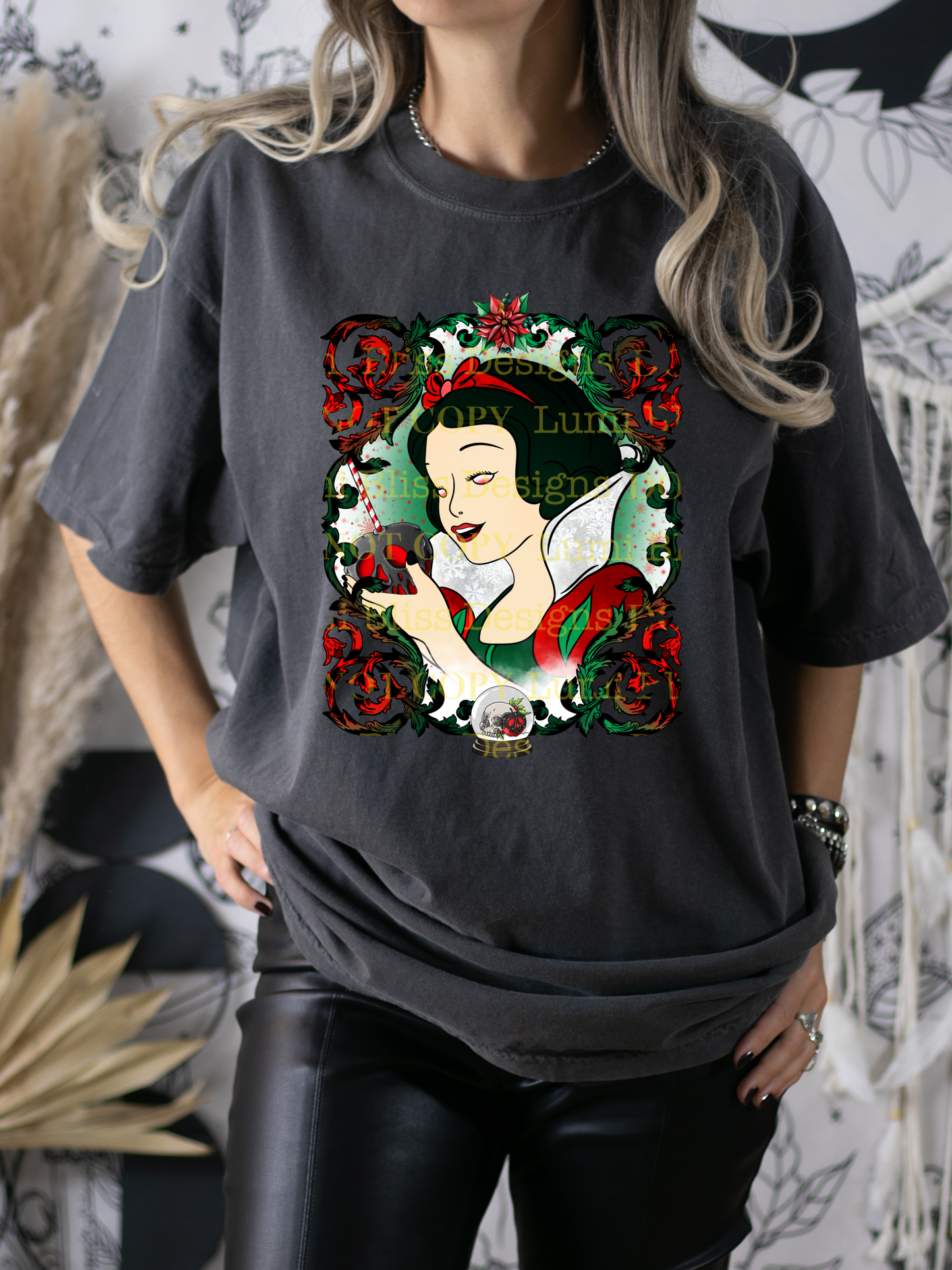Mad Girl Xmas w/sleeve