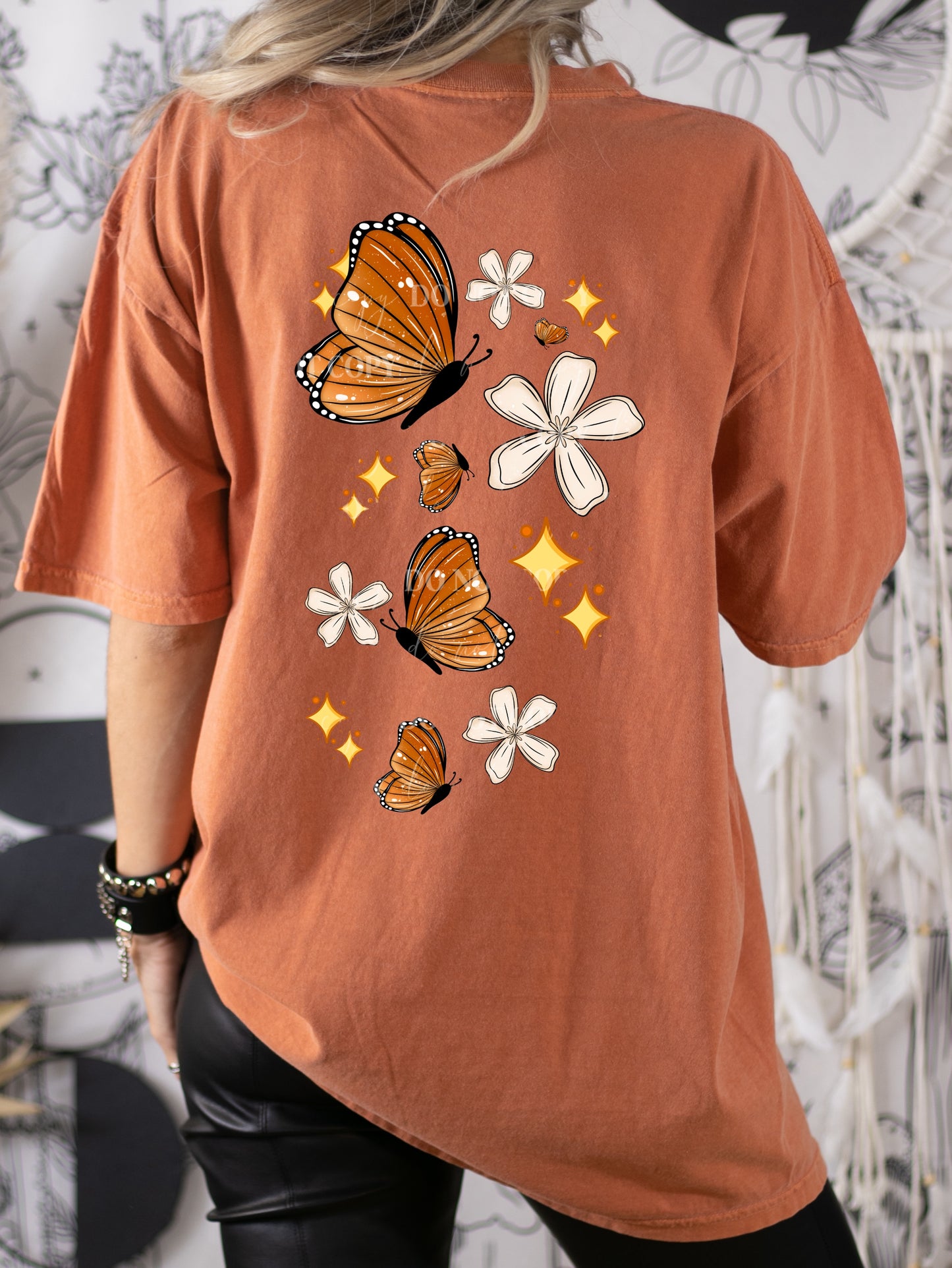 Mystical Ghost w/pocket-sleeve