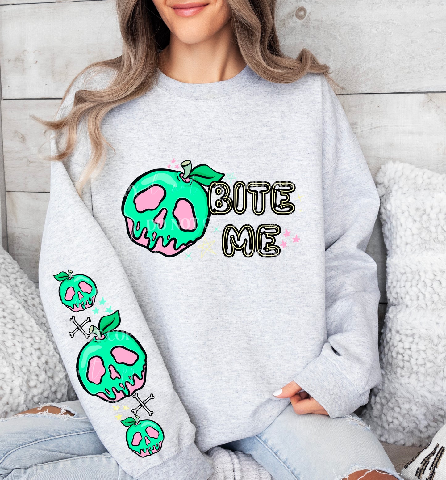 Bite me w/sleeves